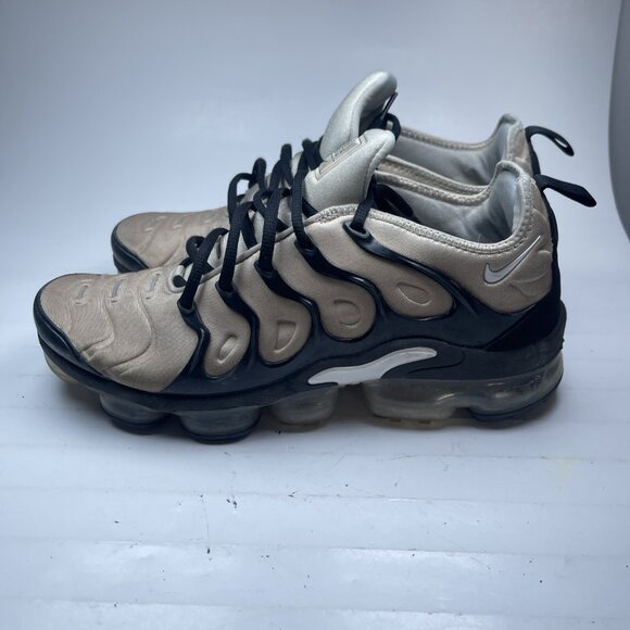 Nike Air VaporMax Plus Beige Mens Sz 10 Athletic Shoes Sneakers DX3720-200 READ* - Picture 5 of 16